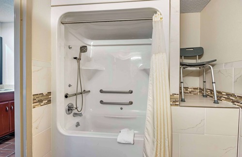 Shelbyville Hotel | Best Western Shelbyville Inn and Suites Celebration Inn