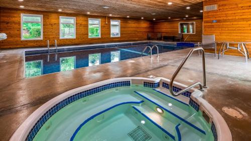 Sicamous Hotel | Best Western Sicamous Inn