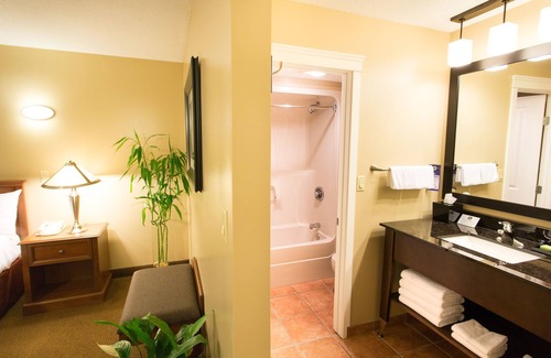 Sicamous Hotel | Best Western Sicamous Inn