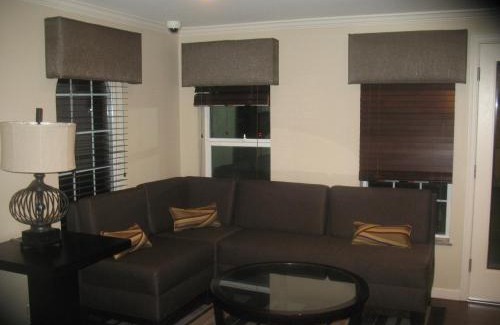 Lakeview Hotel | Best Western Skyline Motor Lodge