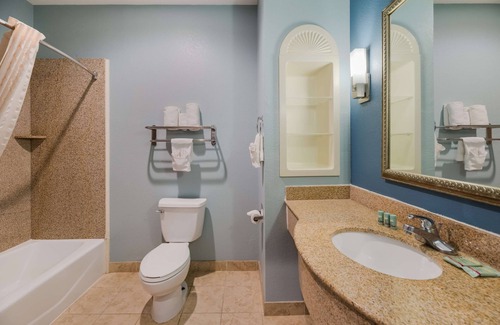Levelland Hotel | Best Western South Plains Inn & Suites