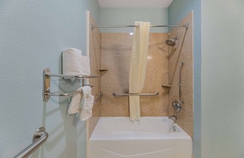 Levelland Hotel | Best Western South Plains Inn & Suites