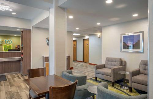Barton Hotel | Best Western St. Clairsville Inn & Suites