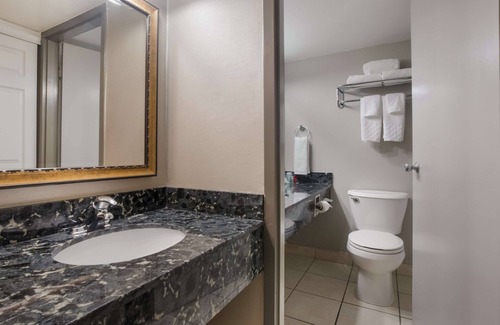 St. Catharines Hotel | Best Western St. Catharines Hotel & Conference Centre