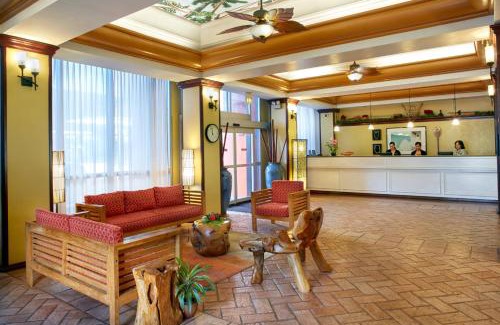 Western Honolulu Hotel | Best Western The Plaza Hotel Honolulu Airport - Free Breakfast