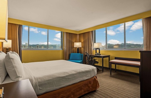 Western Honolulu Hotel | Best Western The Plaza Hotel Honolulu Airport