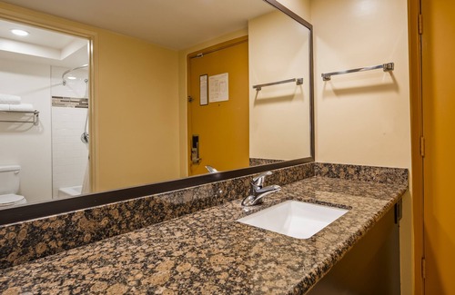 Western Honolulu Hotel | Best Western The Plaza Hotel Honolulu Airport