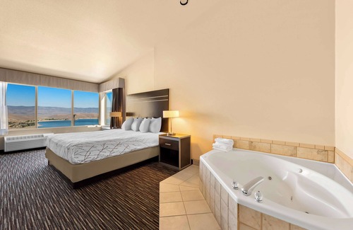 Topaz Lake Hotel | Best Western Topaz Lake Inn