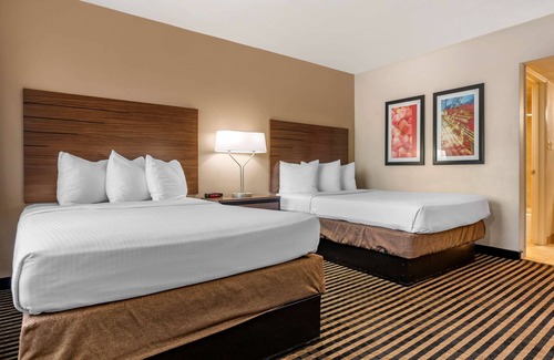 Modesto Hotel | Best Western Town House Lodge
