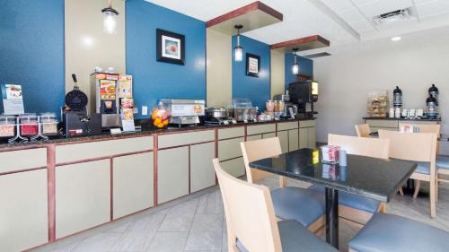 Waldo Hotel | Best Western Waldo Inn & Suites