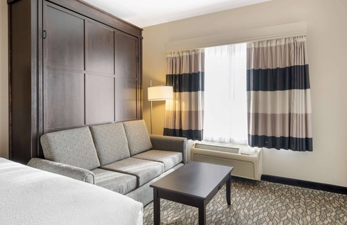 Colfax Hotel | Best Western Wheatland Inn