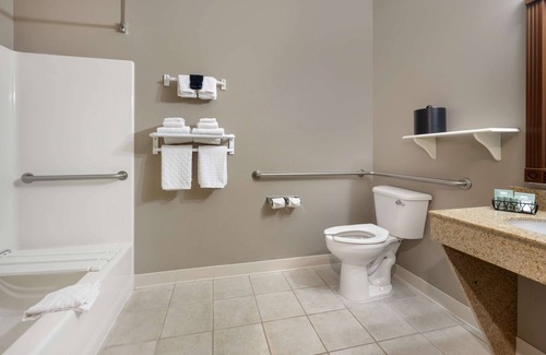 Colfax Hotel | Best Western Wheatland Inn