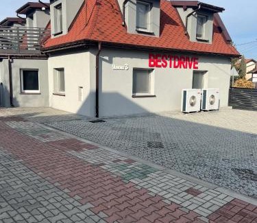 Wozniki House | Bestdrive Pokój 8