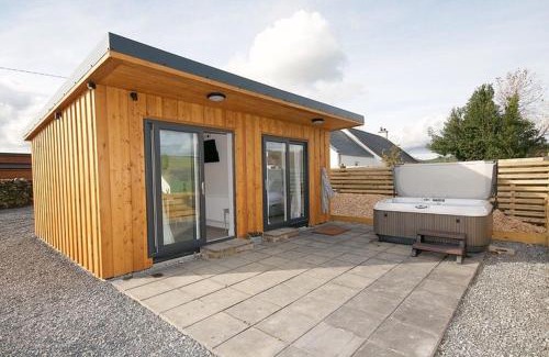 Gatehouse-of-Fleet House | Beth's Bothy