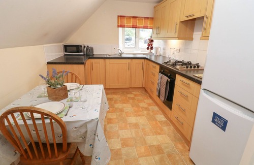 Calver Cottage | BETHANY B, with a garden in Calver