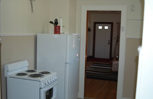 Bethany House | Bethany Bungalow, 2 Bdrm, 1 Bath bungalow near all Husker events