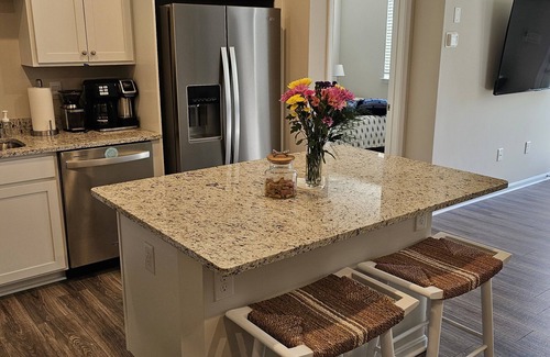 Millville House | Bethany entire town home in beach resort like community, community pool, families - DOG Friendly!