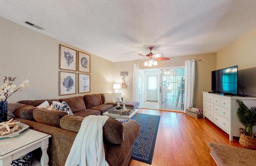 Frankford House | Bethany Meadows -- 38172 Beachwood #10