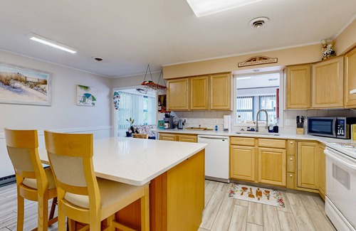 Bethany Beach House | Bethany West house w/shared pool, tennis courts, W/D & free WIFI