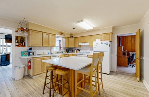 Bethany Beach House | Bethany West house w/shared pool, tennis courts, W/D & free WIFI