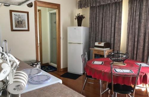 Watsonia North Apartment | Bethel Homestay