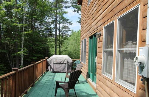 Sunday River Area Ski Chalet | Bethel house 15 minutes from mountain