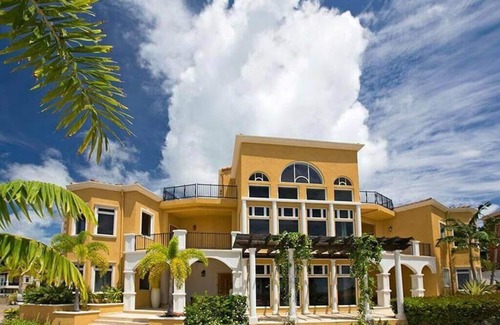 Estate Enighed Villa | Bethel Vista Newly Updated, Amazing Views!