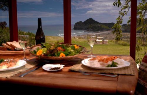 Te Henga Apartment | Bethells Beach Cottages