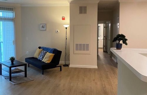 North Bethesda Apartment | Bethesda 2/2 Family Home