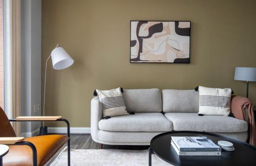 Woodmont Triangle Apartment | Bethesda 2br w rooftop nr metro shops WDC-725