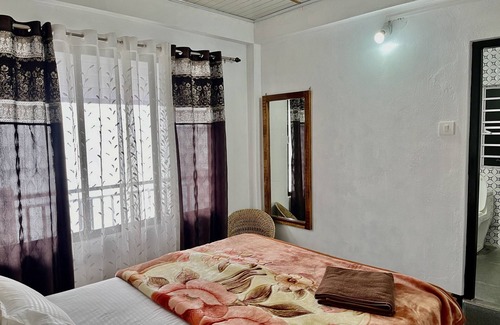Karsiyang Bed & Breakfast | Bethesda Dheem Homestay by Rekha Waiba.