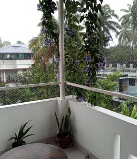 Kochi House | Bethesda Inn