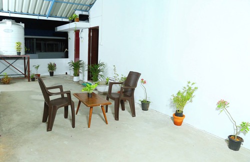 Kochi House | Bethesda Inn stands for serenity , hospitality and above all homely atmosphere.