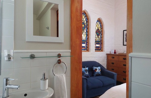 Nieu-Bethesda Bed & Breakfast | Bethesda Tower Accommodation