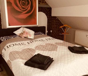 Mittelmeiderich Apartment | Betongold Studio Wohnung