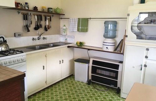 Windy Harbour Cottage | Betsea Cottage with Island Views - Welcome to your Wild, Windy Harbour Hideaway.