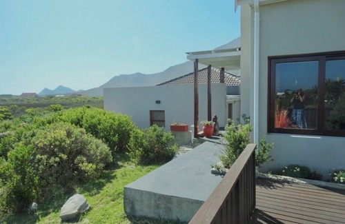Betty's Bay House | Betty's Bay- home to Stony Point penguin colony, and the Kogelberg Biosphere