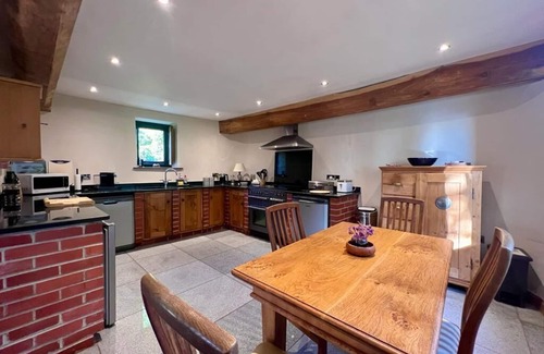 Worlington Cottage | Between Exmoor and Dartmoor Luxurious Cottage on 15th Century Farm with Pool