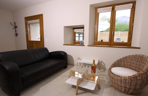 Faverges-Seythenex House | BETWEEN LAKE AND MOUNTAINS: Côté Montagnes - Rental ★ near Lake Annecy