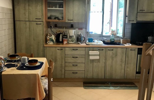 Lanciole Cottage | Between Lucca and Florence in a medieval castle in Tuscany