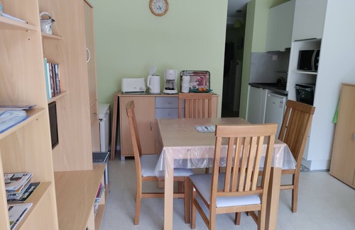 Saint-Jacques Apartment | Between port and beach, small residence with calm, 100m from the sea