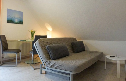 Monchgut-Granitz Apartment | Between the Baltic Sea beach and the Bodden, the Boddenhus apartment house awaits you with its brigh