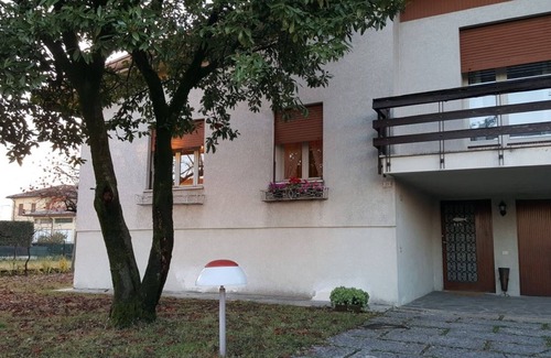 Crocetta del Montello House | Between the Dolomites and Venice