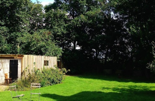 Klixbull Cottage | between the seas Comfortable holiday residence