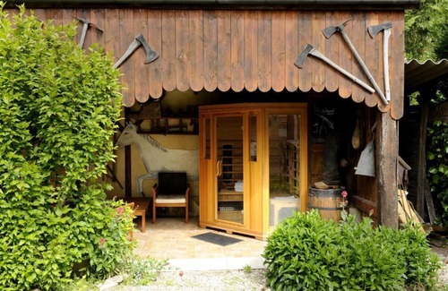 Mery-sur-Seine House | Between the Seine and the Canal