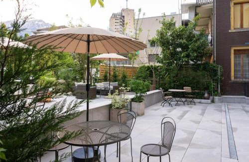 Central Interlaken Apartment | BetweenLakes Studio ground floor west