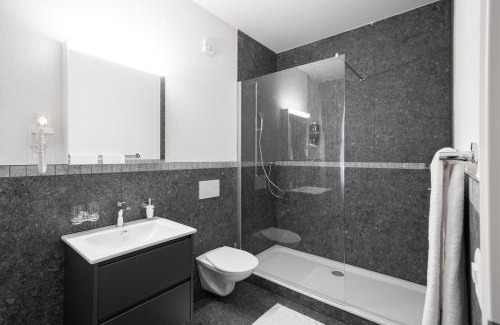 Central Interlaken Apartment | BetweenLakes Studio ground floor west