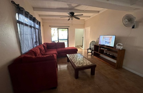 Damas House | Beuatiful large house settle in the jungle and ocean, Quepos. Costa Rica