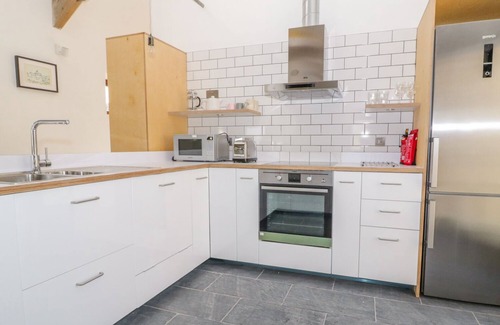 Llangefni House | BEUDY BODEILIO, family friendly, with open fire in Llangefni