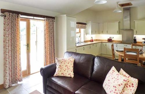 Cwmtirmynach House | Beudy